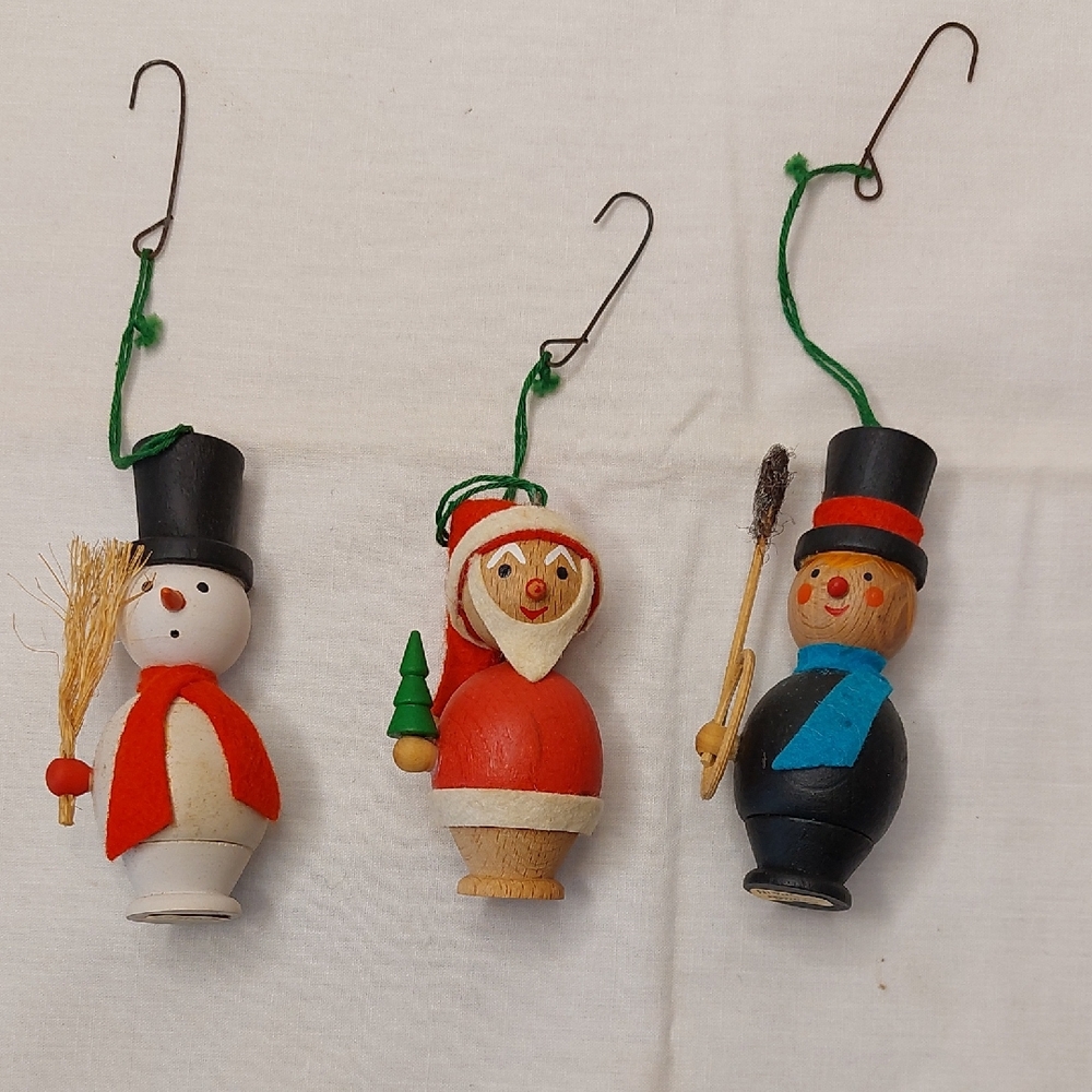 Goula Festive Wooden Christmas Ornaments Set Of 3 Made In Spain